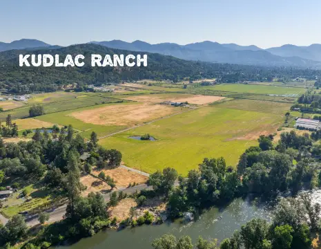 Picturesque Grants Pass Farm/Estate