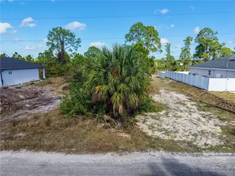 Residential Lot in Lehigh Acres