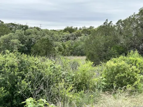 Residential Land in San Antonio, TX