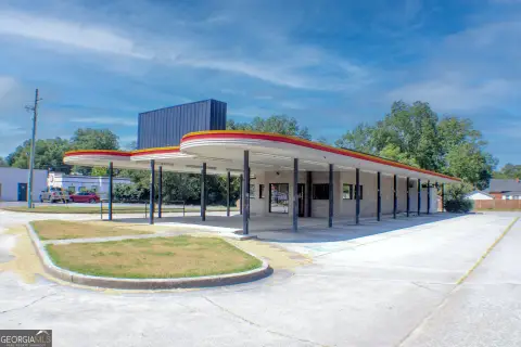 Commercial Building in Cedartown, GA