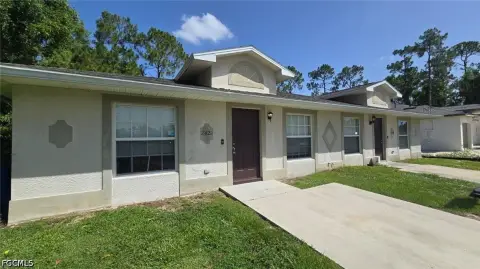 Four-Bedroom Duplex with Dens