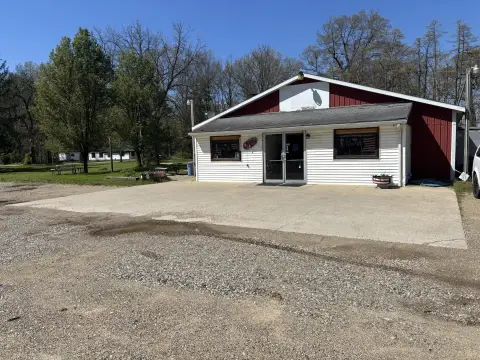 Mixed-Use Property in Pullman, MI