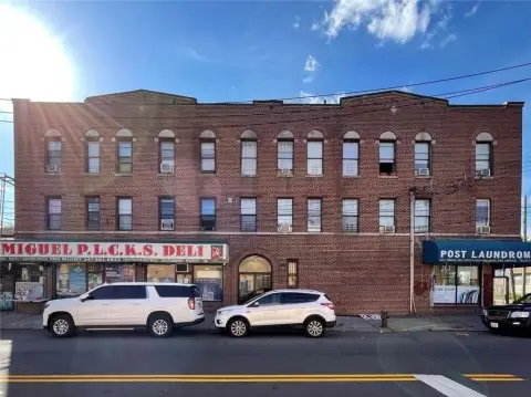 8-Unit Mixed-Use Building