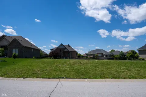 Residential Lot in Calvert Farms
