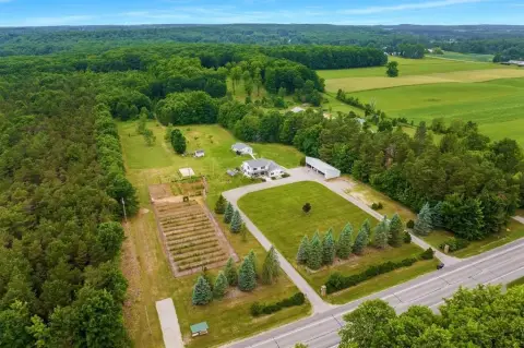 Berry Farm with Rental Housing
