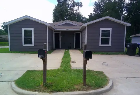Duplex with Smart Home Technology