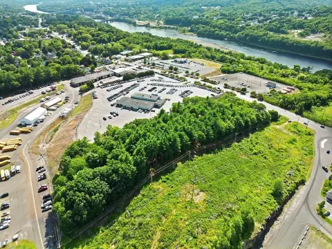 Elevated Commercial Land