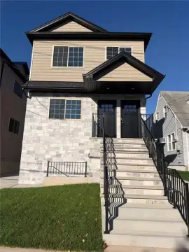 Duplex with 2 Three-Bedroom Units