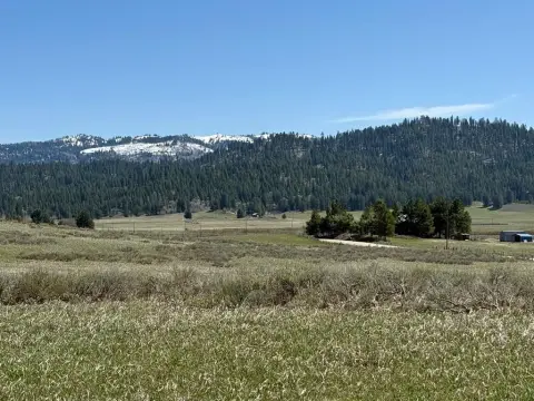 Hilltop Building Lot with 360 Views