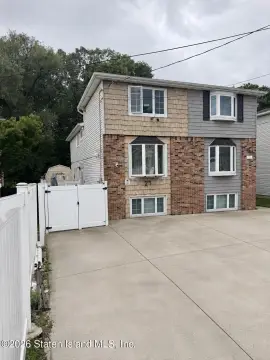 Multilevel Duplex with Finished Basement