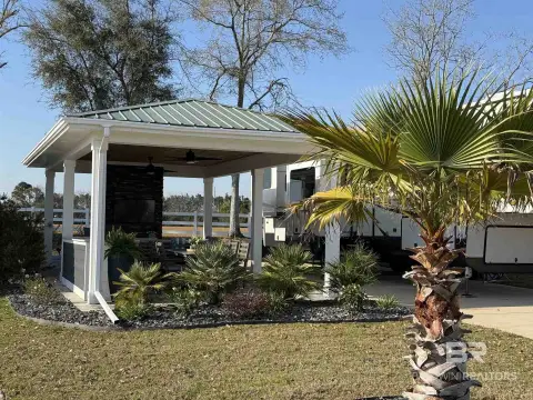 RV-Ready Recreation Lot