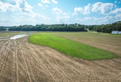 Land with Private Airfield Access