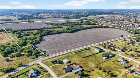 130 Acres in Growing Corridor