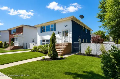 Two-Family Hi-Ranch with Separate Entry