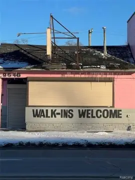 Turnkey Salon with Parking