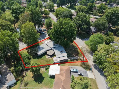 Duplex Property with Efficiency Suite