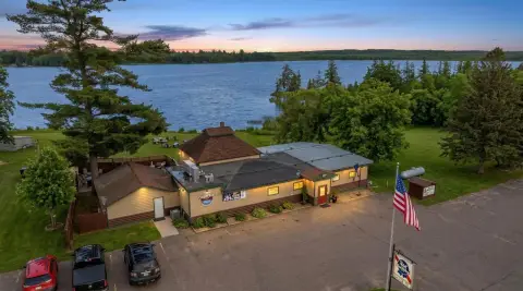 Popple Bar and Grill Waterfront Property