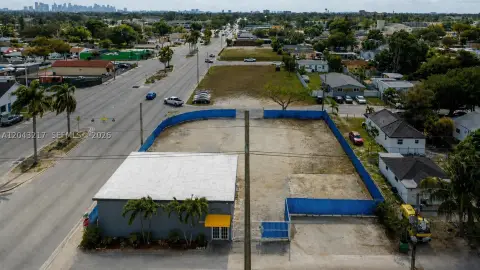 Warehouse-Office with Fenced Vehicle Yard