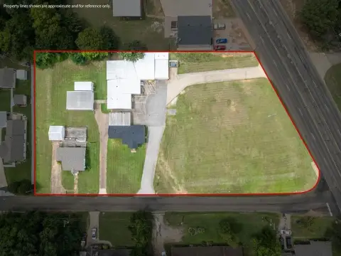 Multi-Building Flex Industrial Property