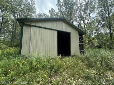 Agricultural Land with Pole Barn