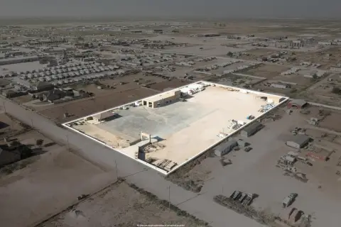 Multi-Building Flex Property