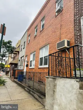 Renovated Duplex with Separate Utilities