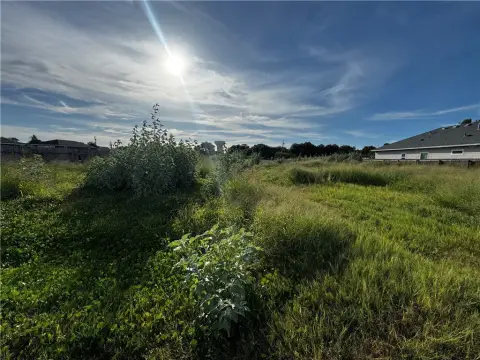 Spacious Double Lot in Flour Bluff