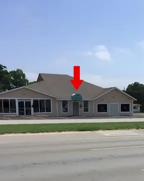 Versatile Commercial Space in Fort Worth