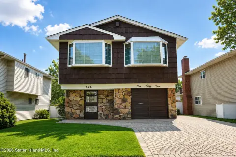 Detached Duplex with Separate Entrance