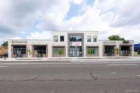 Dearborn Heights Commercial Space For Rent