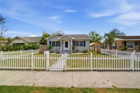 Duplex With Attached Suite