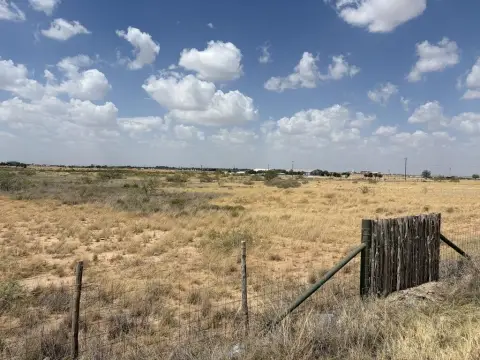 Commercial Land Near Interstate Access