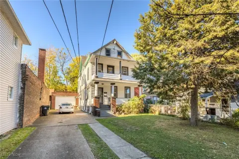 Renovated Duplex in Goodrich Park