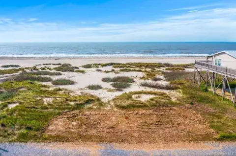 Waterfront Lots in Holly Beach