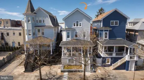 Renovated 7-Unit Apartment Building