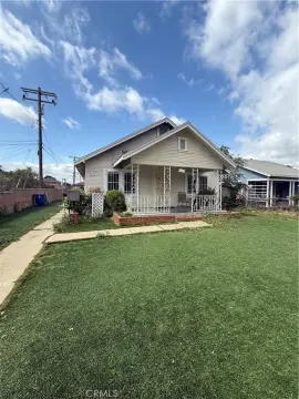 Five-Unit Multifamily Complex