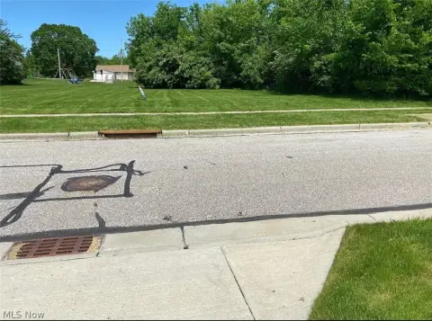 Residential Land in Twinsburg, OH