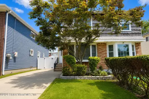 Colonial Duplex with Finished Basement