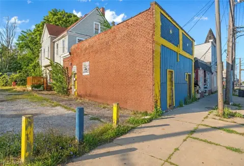 Three-Unit Mixed-Use Building