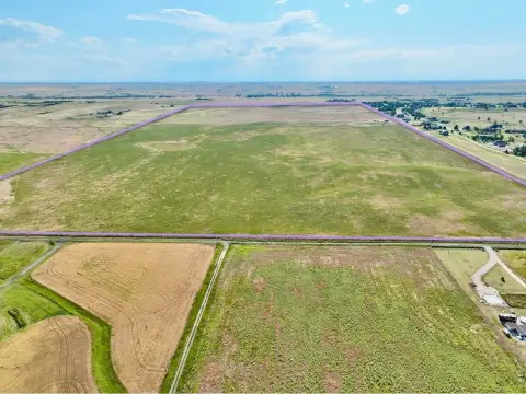 Agricultural Land with Mountain Views