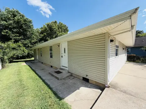 Two-Unit Duplex with Driveway Parking