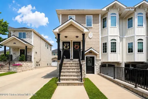 Duplex with Finished Basement