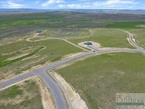 Billings Land with Mountain Views