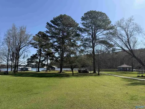 Waterfront Land in Scottsboro, AL