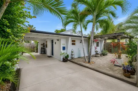 Duplex with Private Pool