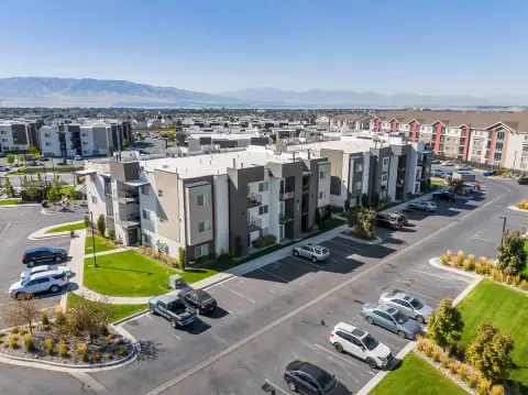 18-Unit Apartment Building