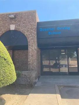 Retail/Office Space in Cedar Hill