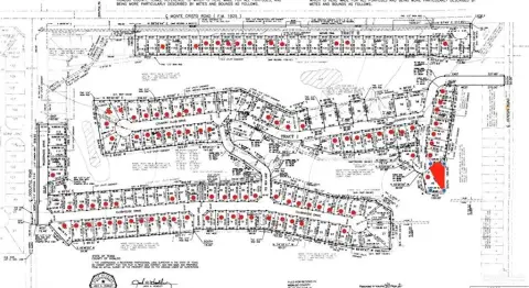 Residential Lot in Golf Community