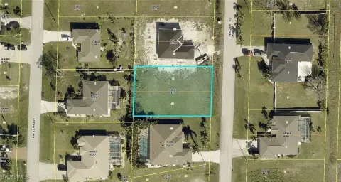 Residential Land in Cape Coral