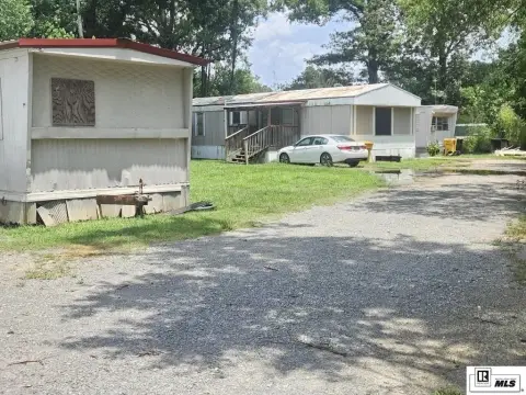 Trailer Park with Seven Trailers